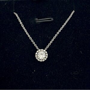 Stella & Dot Silver Tone Pendant Necklace with Simulated Diamonds Pendant